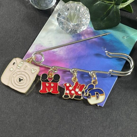 Mickey Minnie Mouse Lapel Pin Donald Duck Safety Pin Brooch Jewelry Accessories - Picture 4 of 11
